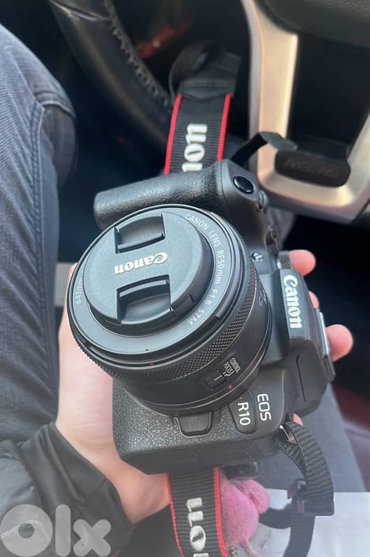 canon r10 plus 2 lens 0