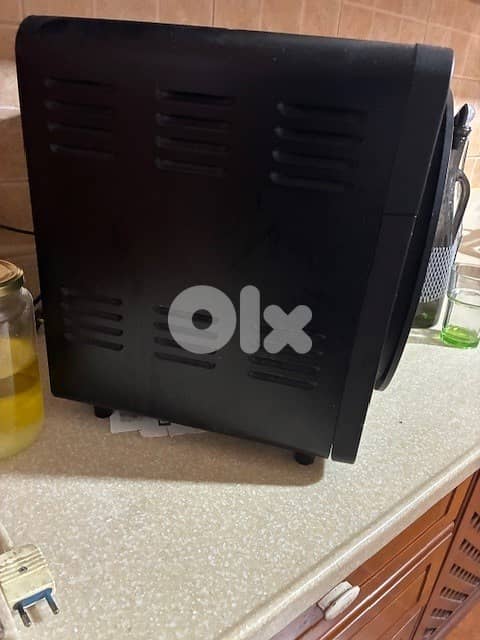 Edison Air Fryer 1700 Watt, 14.5 Liter, Black 1