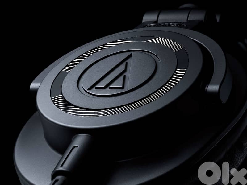 Audio-Technica ATH-M50x Studio Monitoring Headphones - Black on Silver 2
