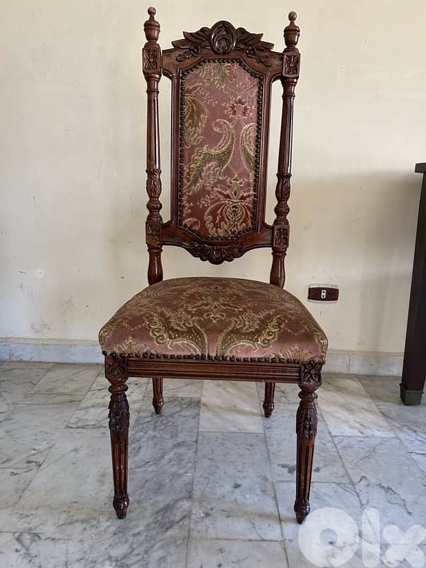 Set of 4 Antique Style Carved Chairs (Baroque/Renaissance Revival) 1