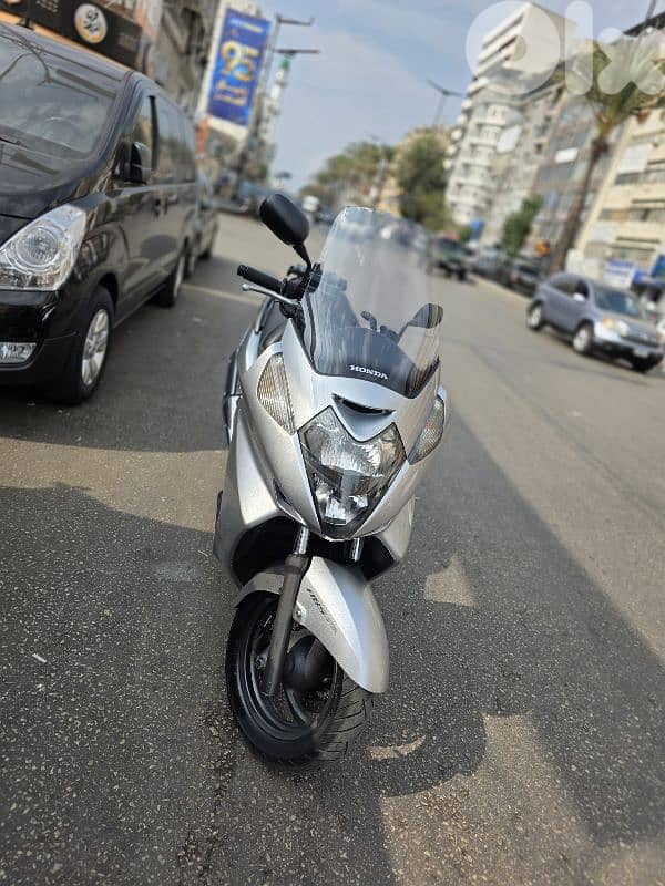 Honda Silverwing 400cc 0