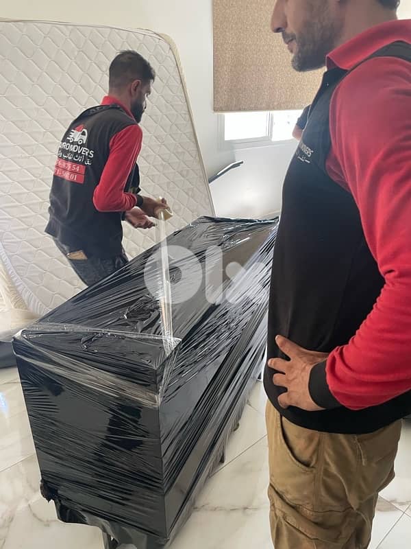 نقل اثاث في لبنان اوتو عمرو 9