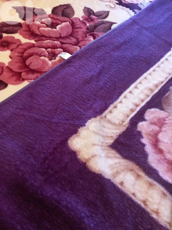 200×240cm Purple,Rose & Cream Floral Winter Blanket 4