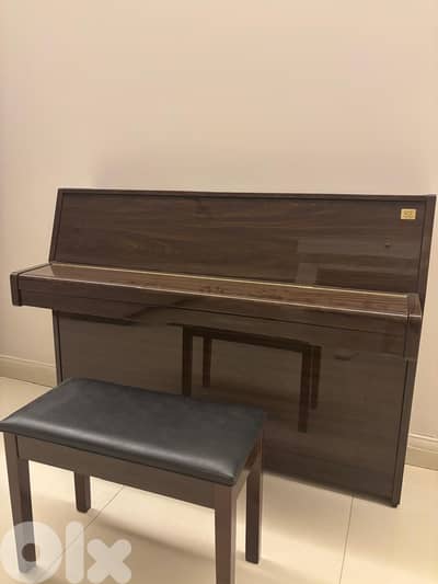 Exceptional Yamaha LU-90PW Upright Piano