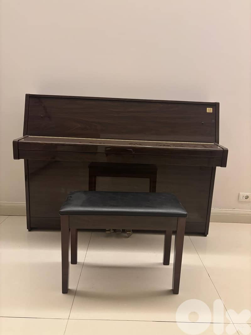 Exceptional Yamaha LU-90PW Upright Piano 4