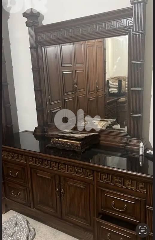 Beautiful Bedroom Set – Good Condition – Free Mattress 0