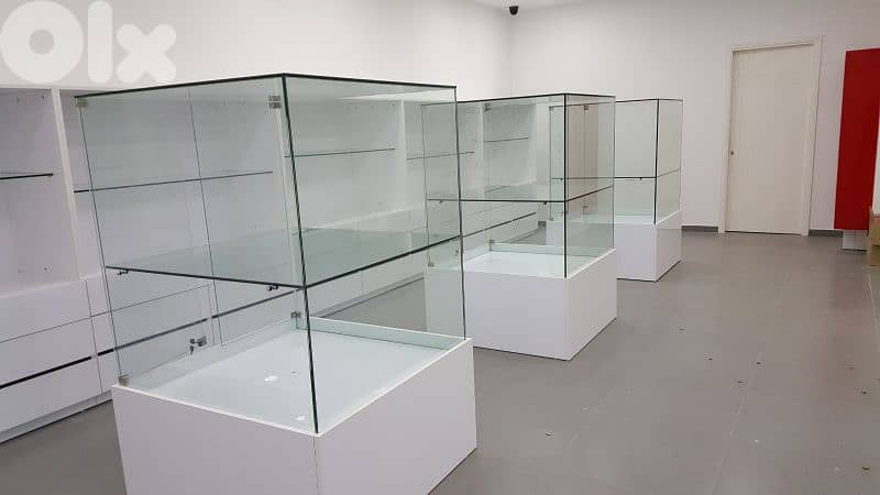 Vitrines, Drawers, Cabinets, Closets for sale - for product display 0