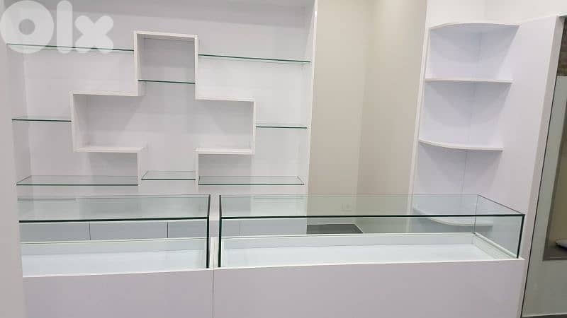 Vitrines, Drawers, Cabinets, Closets for sale - for product display 6