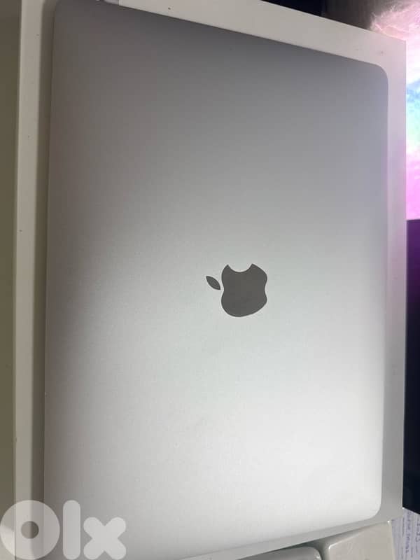 Apple Macbook Air 2020 1