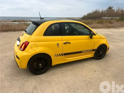 Abarth 595 Competizione 70th Anniversary Limited Edition