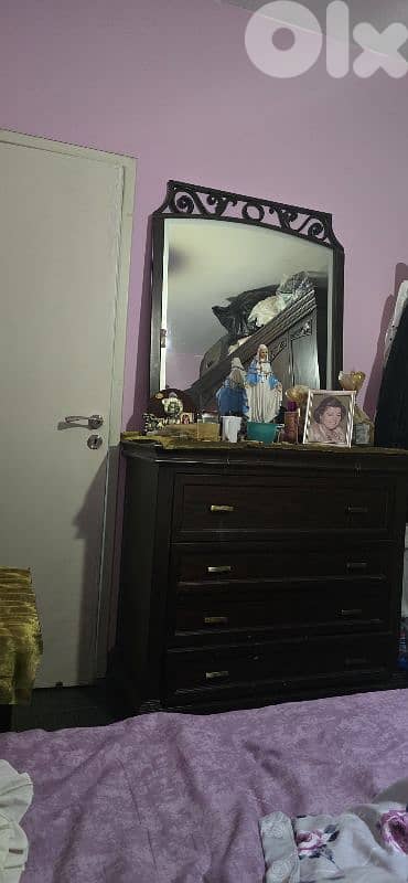 غرفة نوم خشب ماسيف للبيع 0