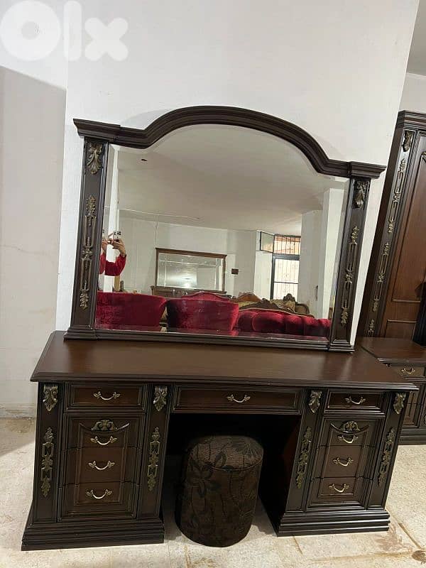 اوضة نوم شغل توصاية خشب زان ولاتي كلا ملبسة قشرة 10