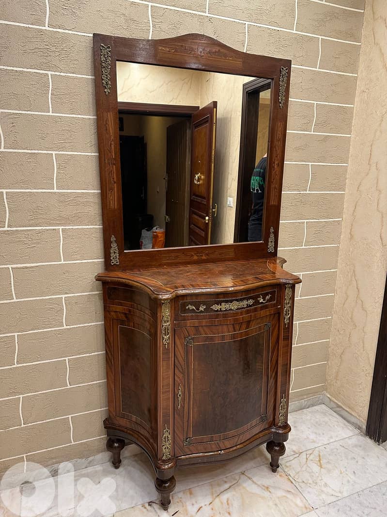 قنصول مصري خشب زان مع مرايا 0