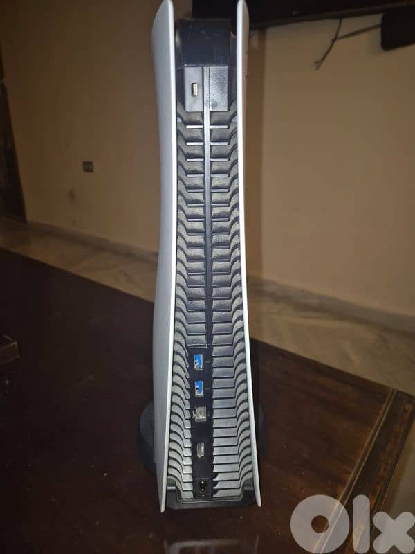 playstation 5 great condition 3