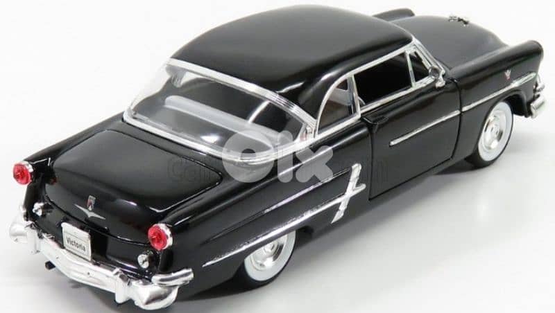 Ford Crestline Victoria 1953 diecast car model 1;24 2