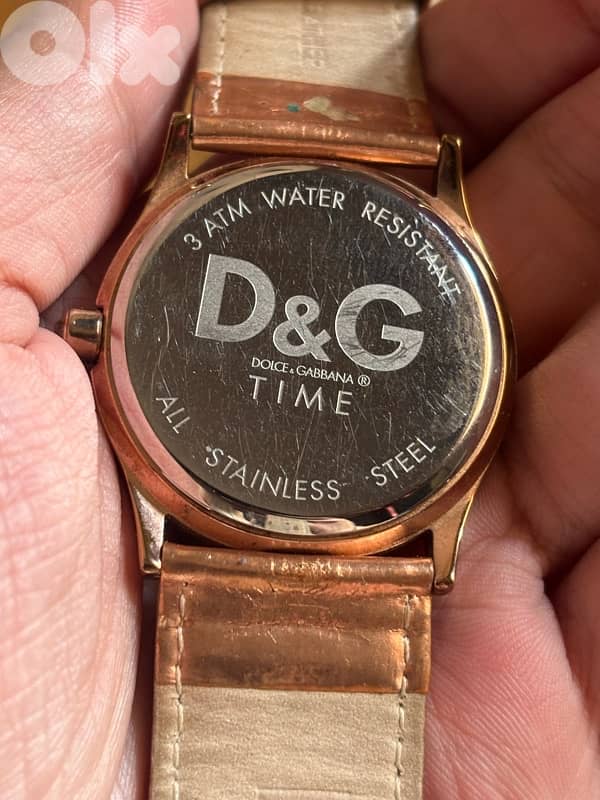 D&G stylish crystal fashion watch 1