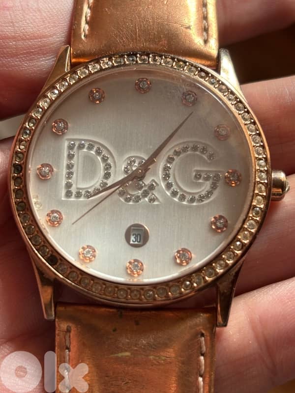 D&G stylish crystal fashion watch 3
