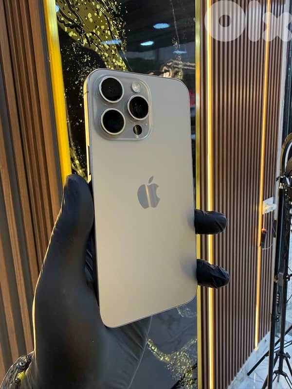 15 pro max 256 (movil cell) 0