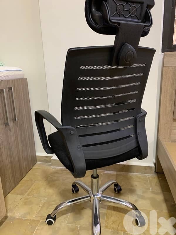 office chair 1