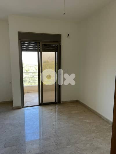 Apartment for sale in Kfarzeina شقة للبيع في كفرزينا
