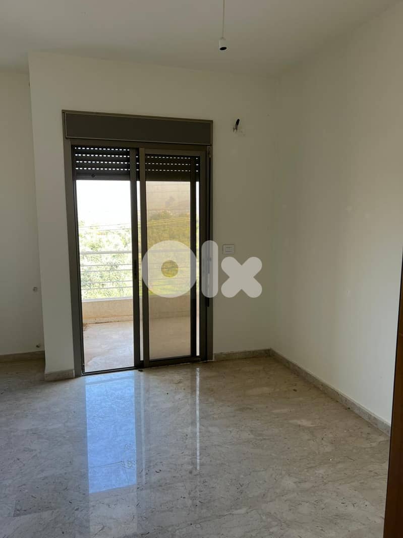 Apartment for sale in Kfarzeina شقة للبيع في كفرزينا 0
