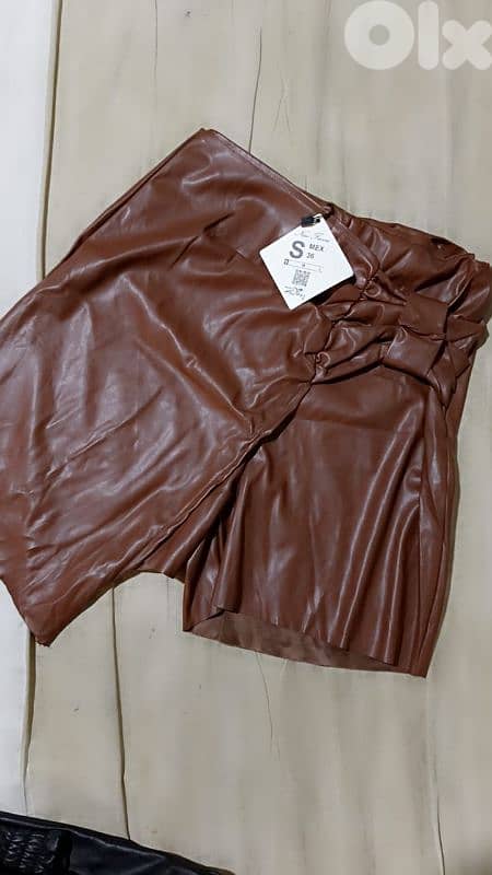 شروه تسكير محل ل قطعه ٣$ 5