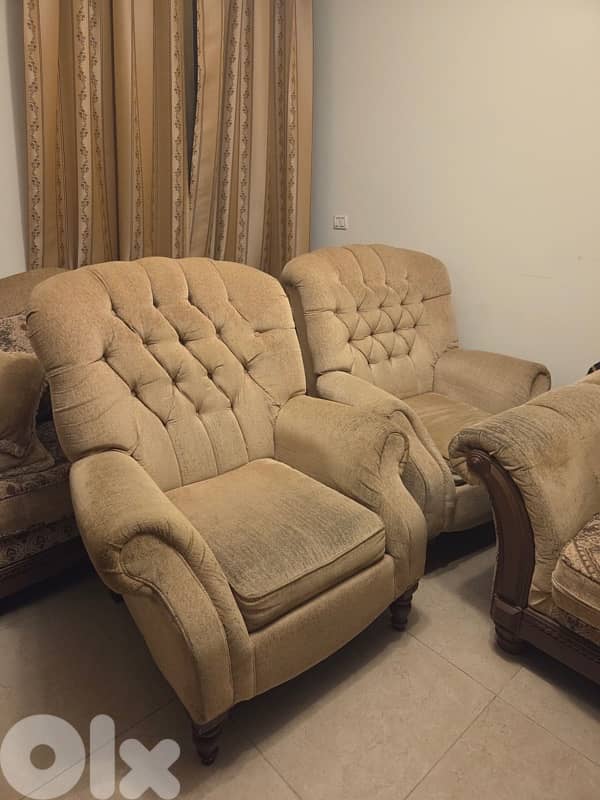 Sofa set 0