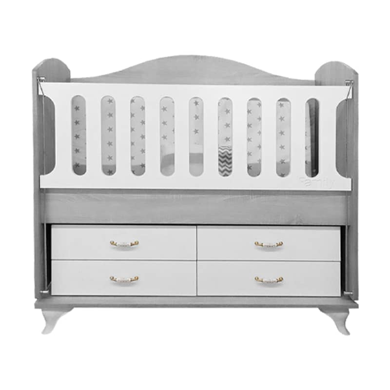 Wooden Baby Bed With Dresser - سرير أطفال خشبي مع خزانة أدراج 1