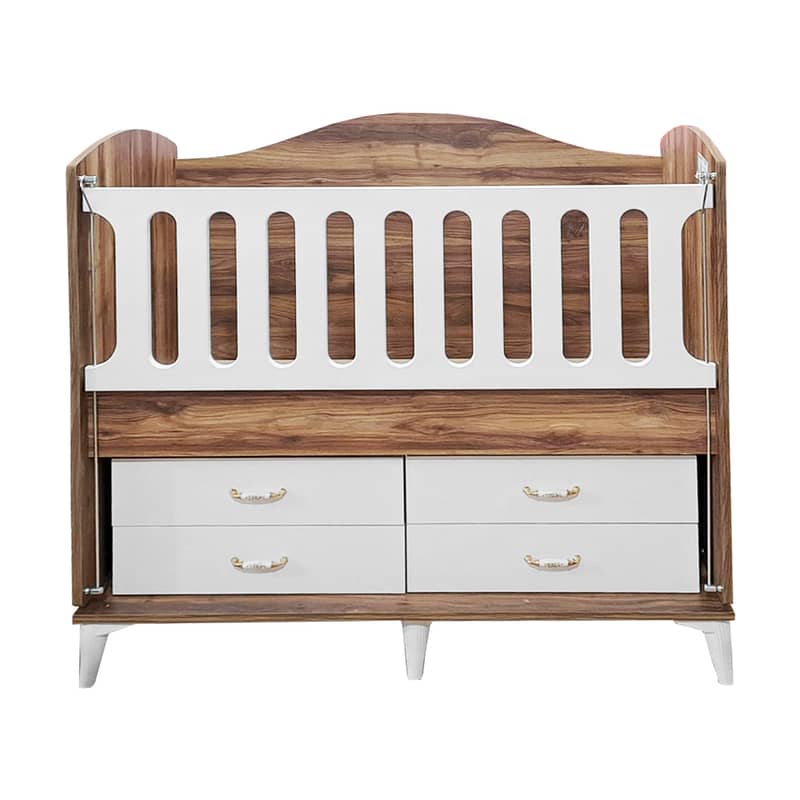 Wooden Baby Bed With Dresser - سرير أطفال خشبي مع خزانة أدراج 2