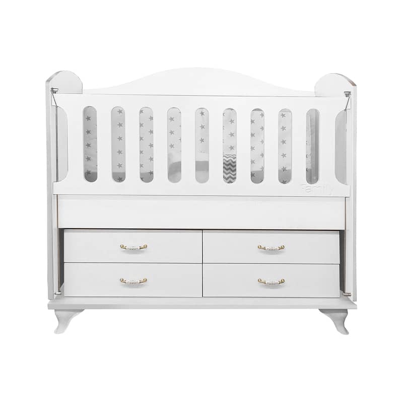 Wooden Baby Bed With Dresser - سرير أطفال خشبي مع خزانة أدراج 3