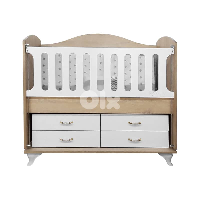 Wooden Baby Bed With Dresser - سرير أطفال خشبي مع خزانة أدراج 4