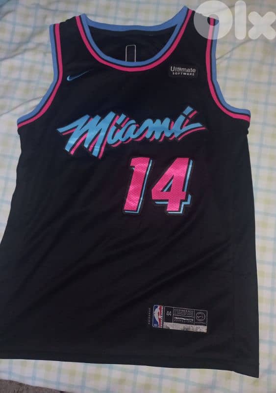 Football and basketball jersey 7