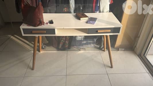 desk with drawers