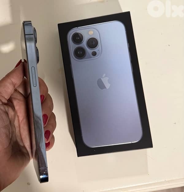 I Phone 13 PRO 128 GB Blue 2
