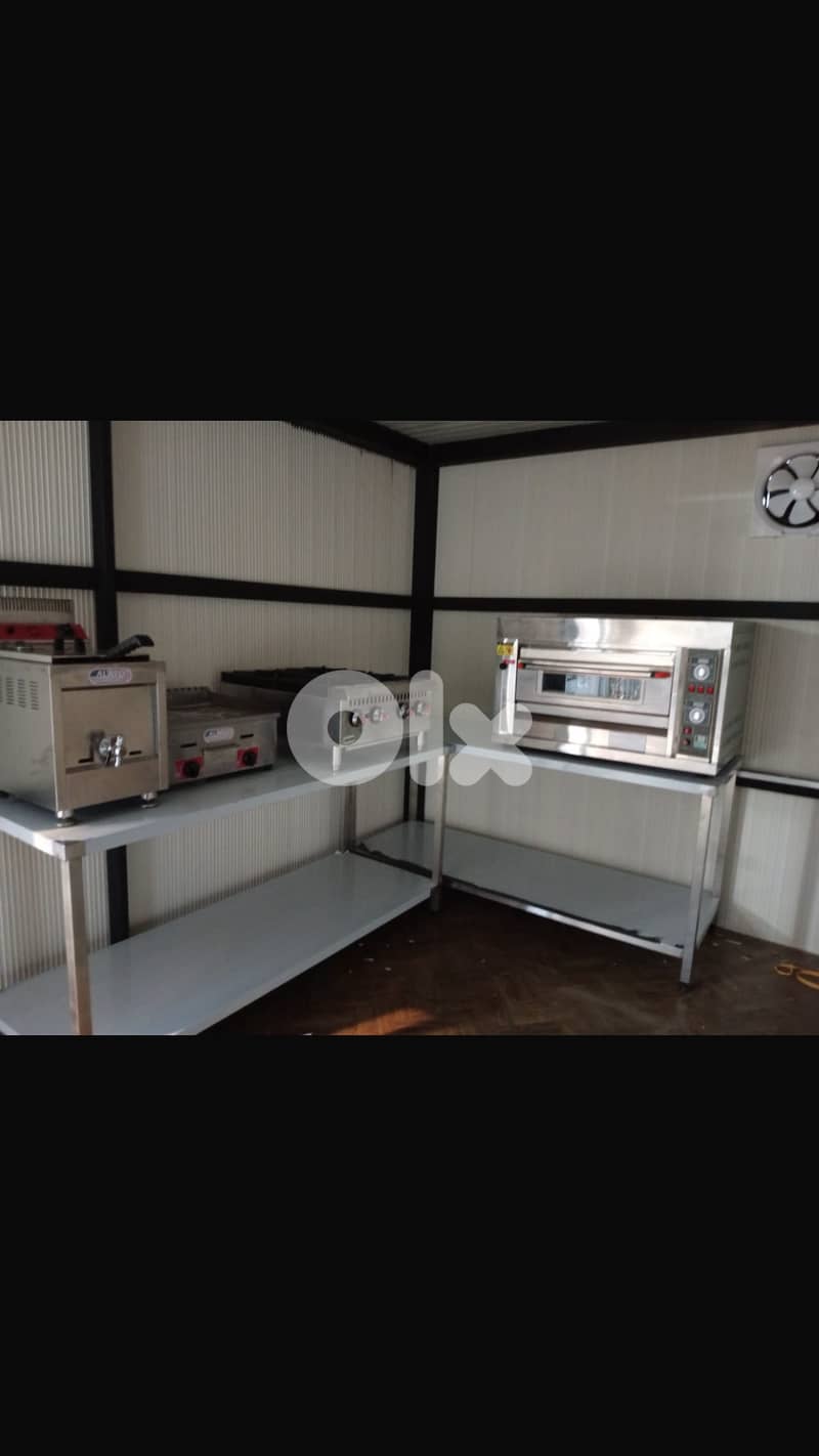 Food Truck (4 by 6 meters) 2