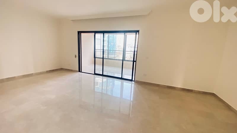 Large office or pilates with open space corporate bld sodeco 0