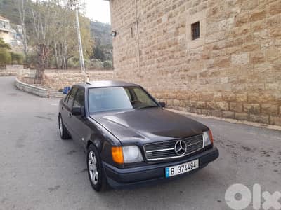 Mercedes-Benz E-Class 1989