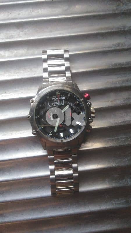 ساعات للبيع 1