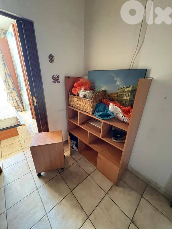 تخت طابقين مع  خزانة 250$ 1