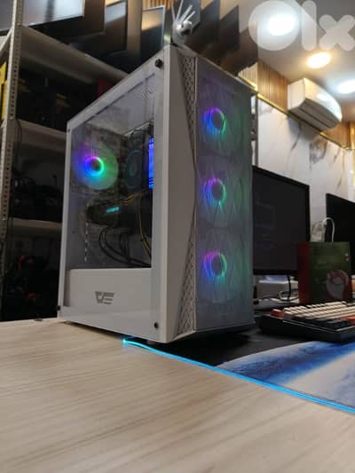 Full Gaming Computer (Plug and Play)