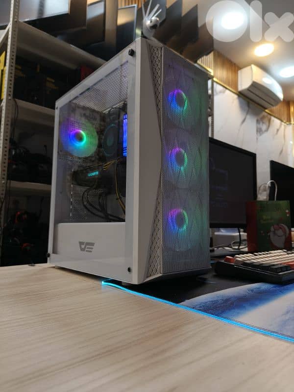 Full Gaming Desktop Computer 2
