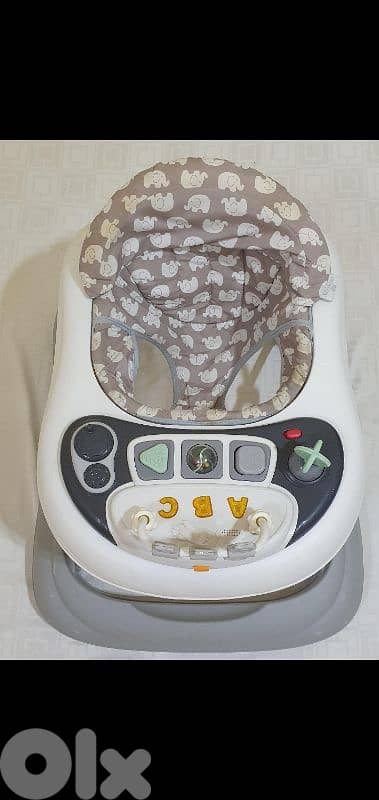 youpala walker grey & white color  like new beyrout ashrafiye 03723895 5