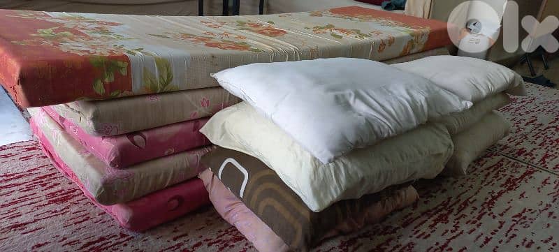 فرشات مستعملة بحالة جيدة 2