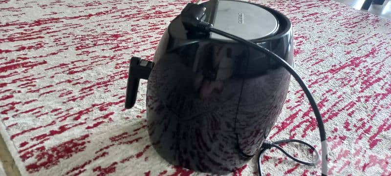 قلاية هوائية airfryer بحالة ممتلزة 1
