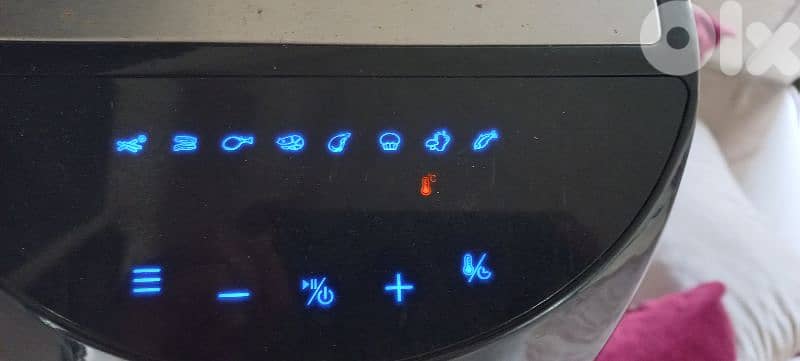 قلاية هوائية airfryer بحالة ممتلزة 3