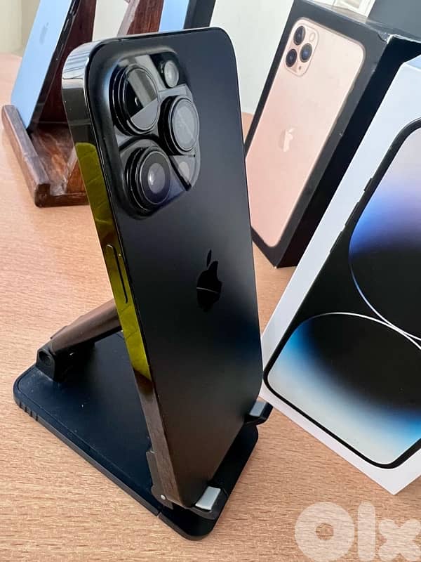 iPhone 14 Pro Max very clean 2