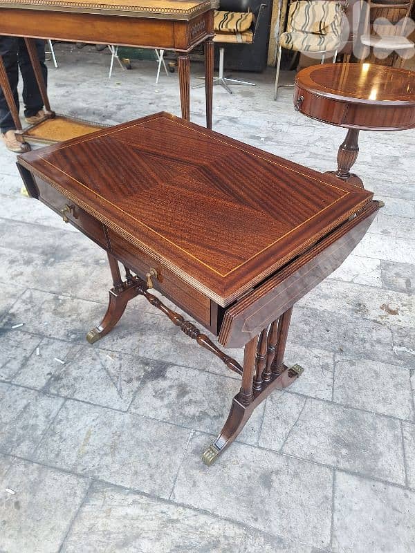 طاولة ريجنسي انجليزية انتيك رائعة جدا خشب جوز 4