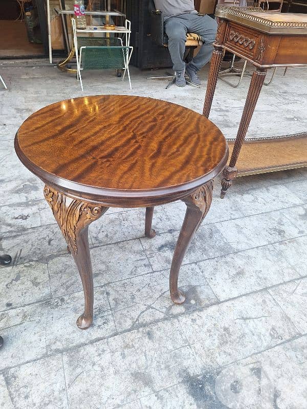 طقم طاولات عدد٢ ريجنسي انجليزي ناعم انتيك قديم شغل مميز جدا 2