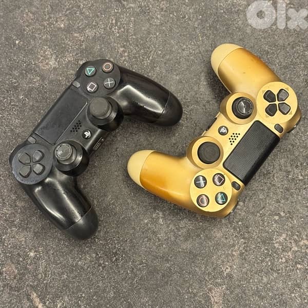 PS4 + 2 controllers + PS4 Headset 2