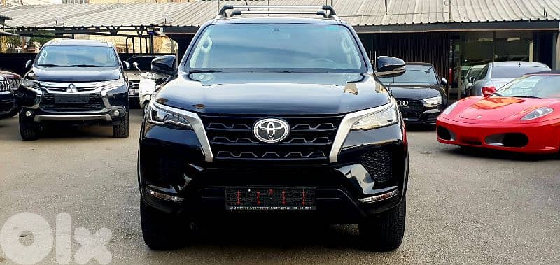 Toyota Fortuner 2023 BUMC Black on black Low mileage 25000km 0
